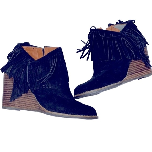 Lucky Brand black fringe boots wedges size 7 1/2 - Picture 1 of 7